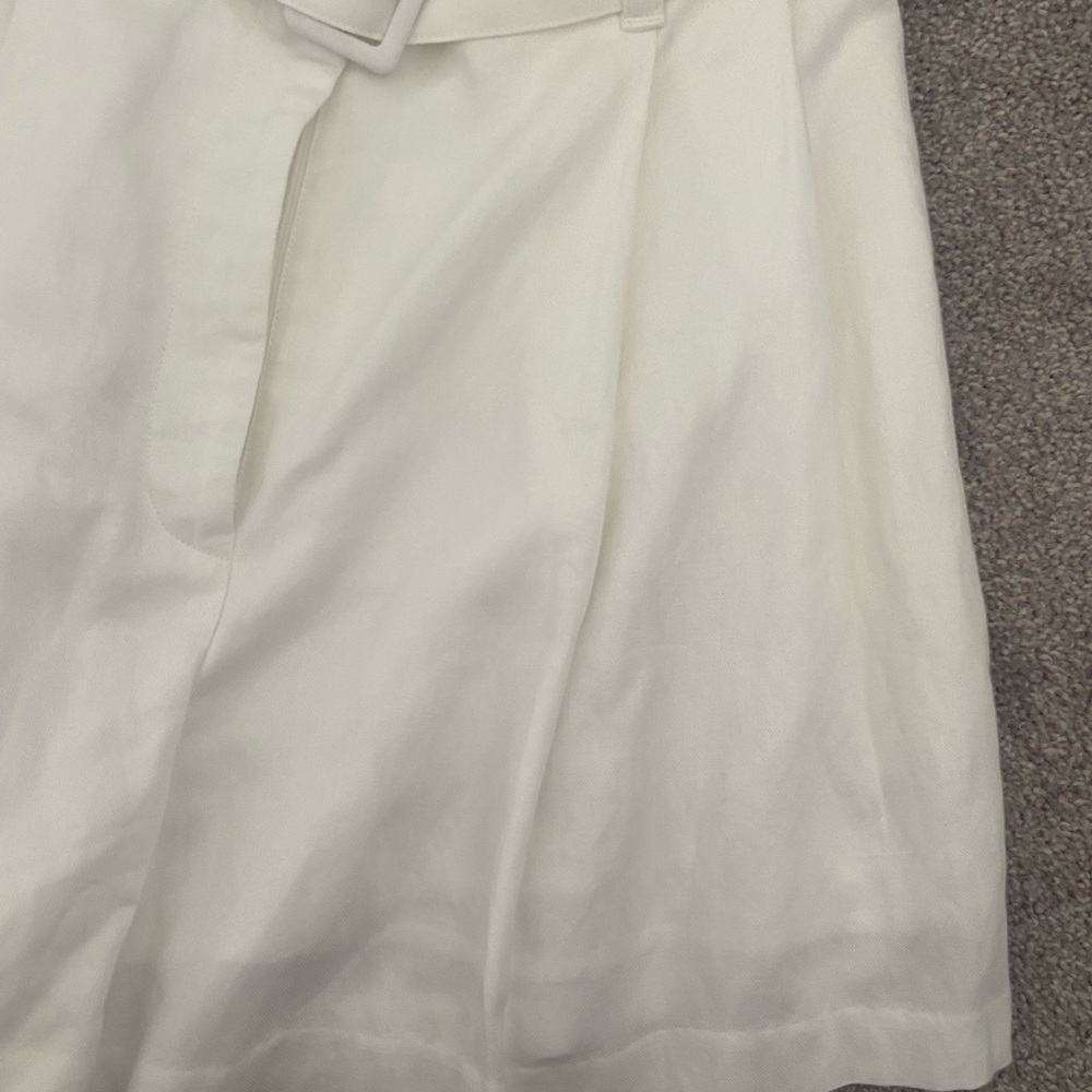 Club Monaco white linen shorts - Picture 4 of 5